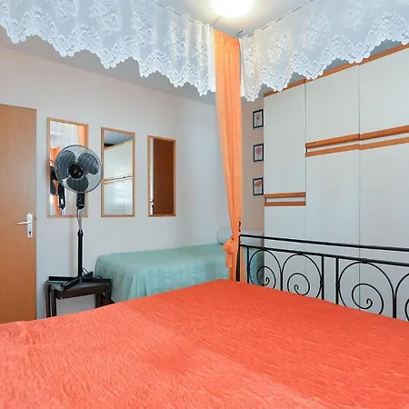 Veruda 216 Apartment Pula